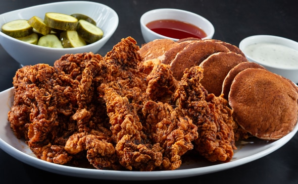 NASHVILLE HOT CHICKEN PLATTER