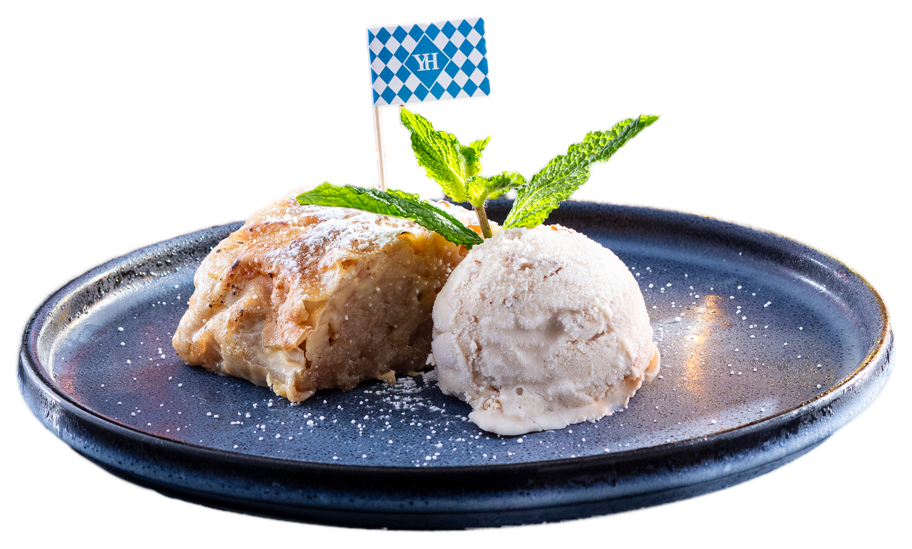 YARDHOUSE TRADITIONAL APPLE STRUDEL